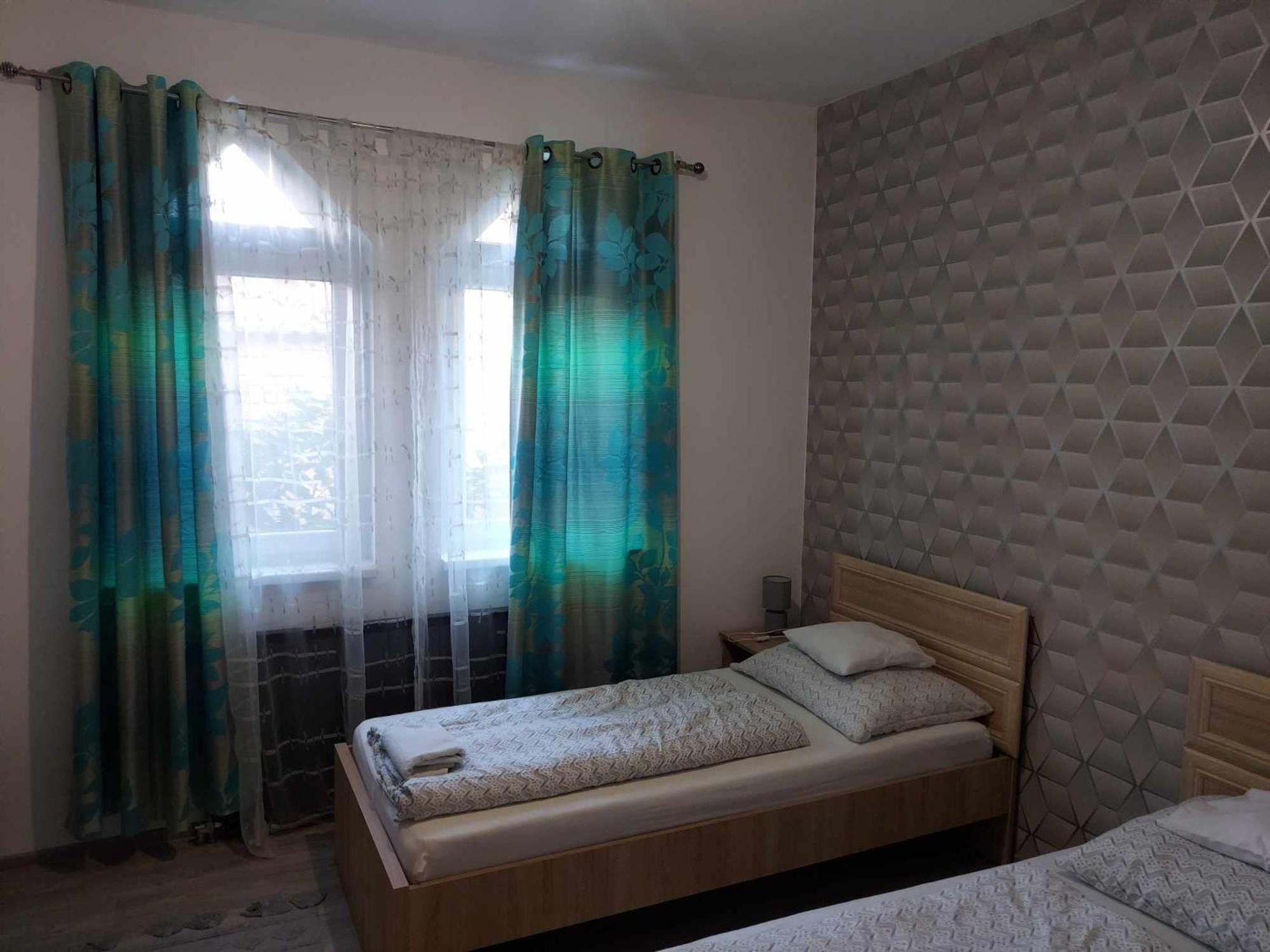 Petra Vendeghaz Hotel Szekszard Exterior photo
